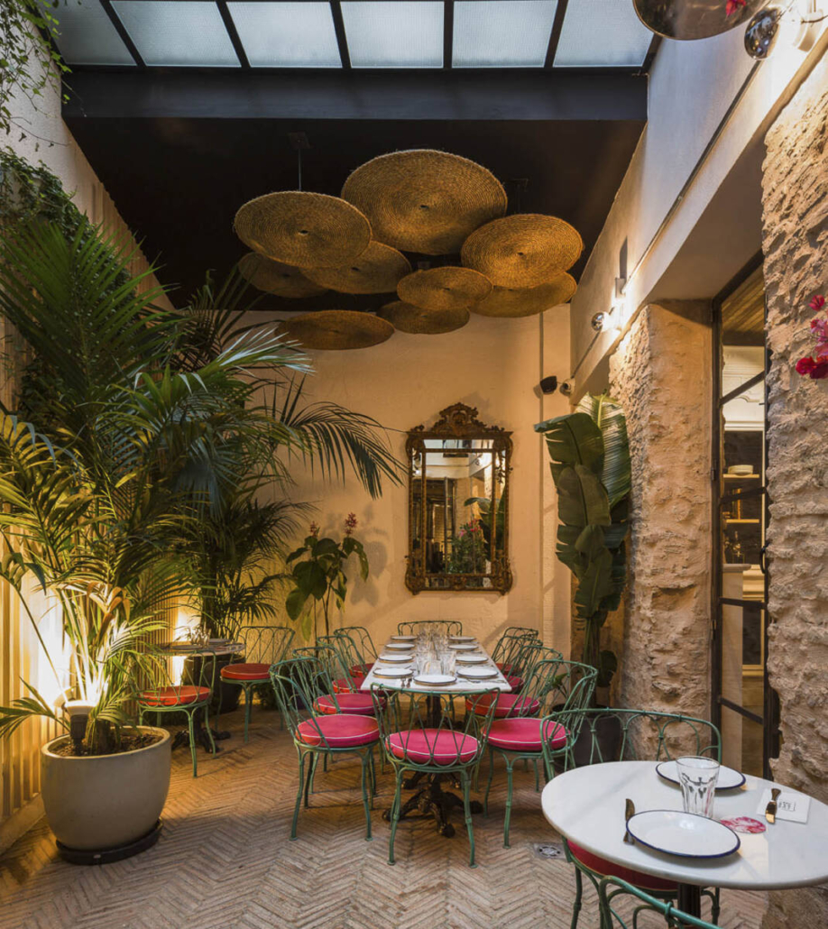restaurante terraza interior sevilla