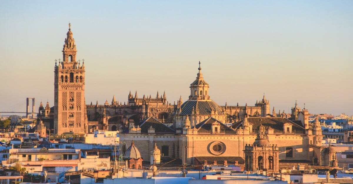 por que visitar restaurantes historicos sevilla